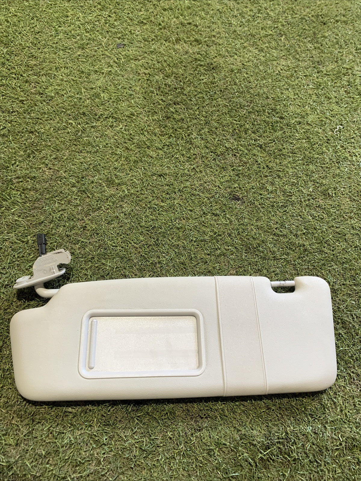 Aletta Parasole Sinistra Audi A3 8P 8P0857551