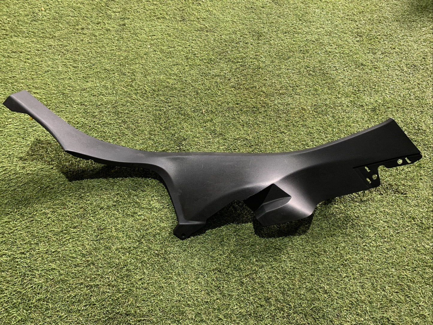 Rivestimento montante posteriore Destra Ford Fiesta mk7 (2019) COD:H1BBA31016A