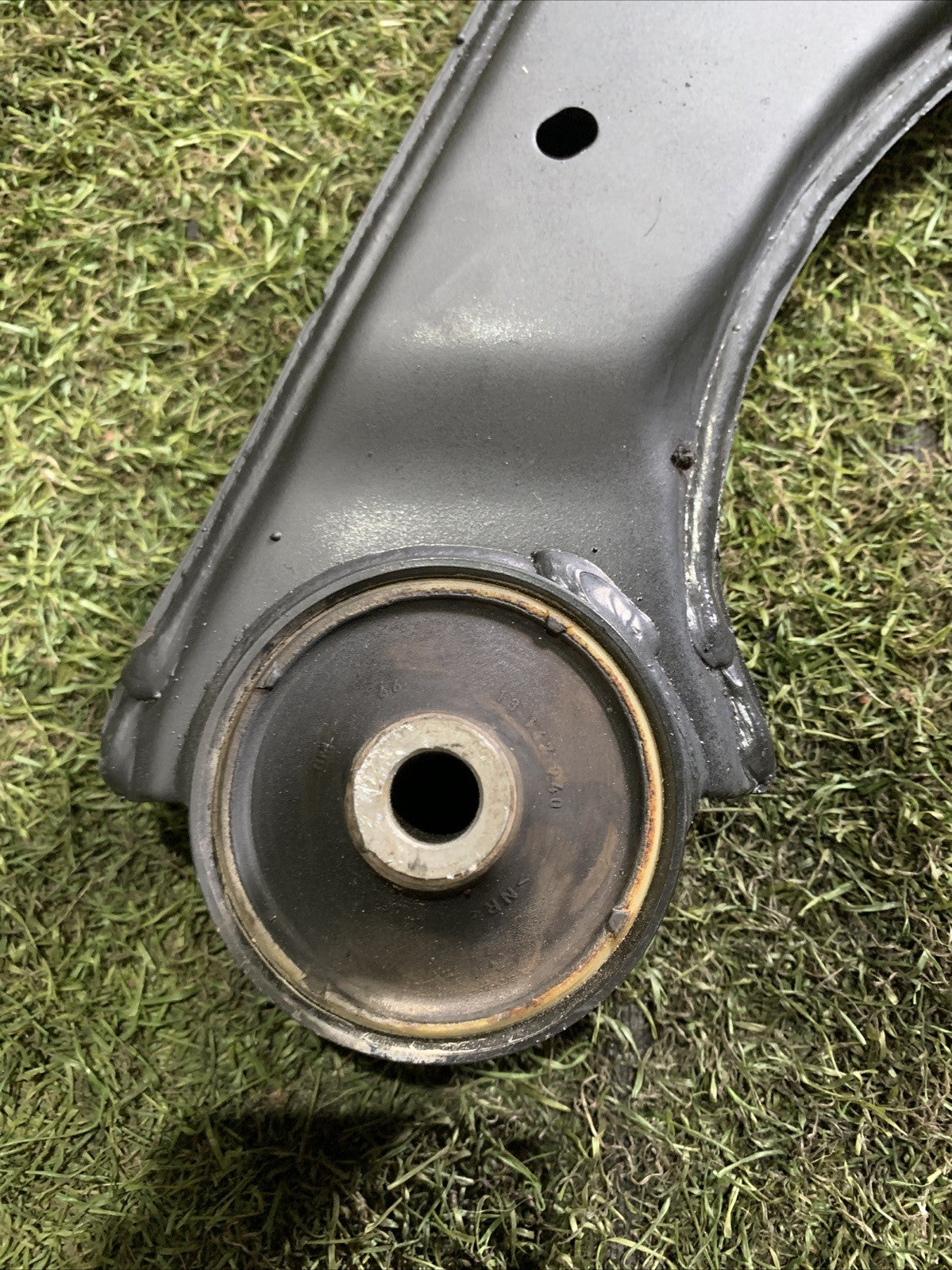 13426553 BRACCIO OSCILLANTE ANTERIORE DESTRO OPEL CORSA E BENZINA (2)