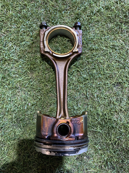 Pistone Motore Fiat 500 Abarth 2011 1.4 Benzina (3)