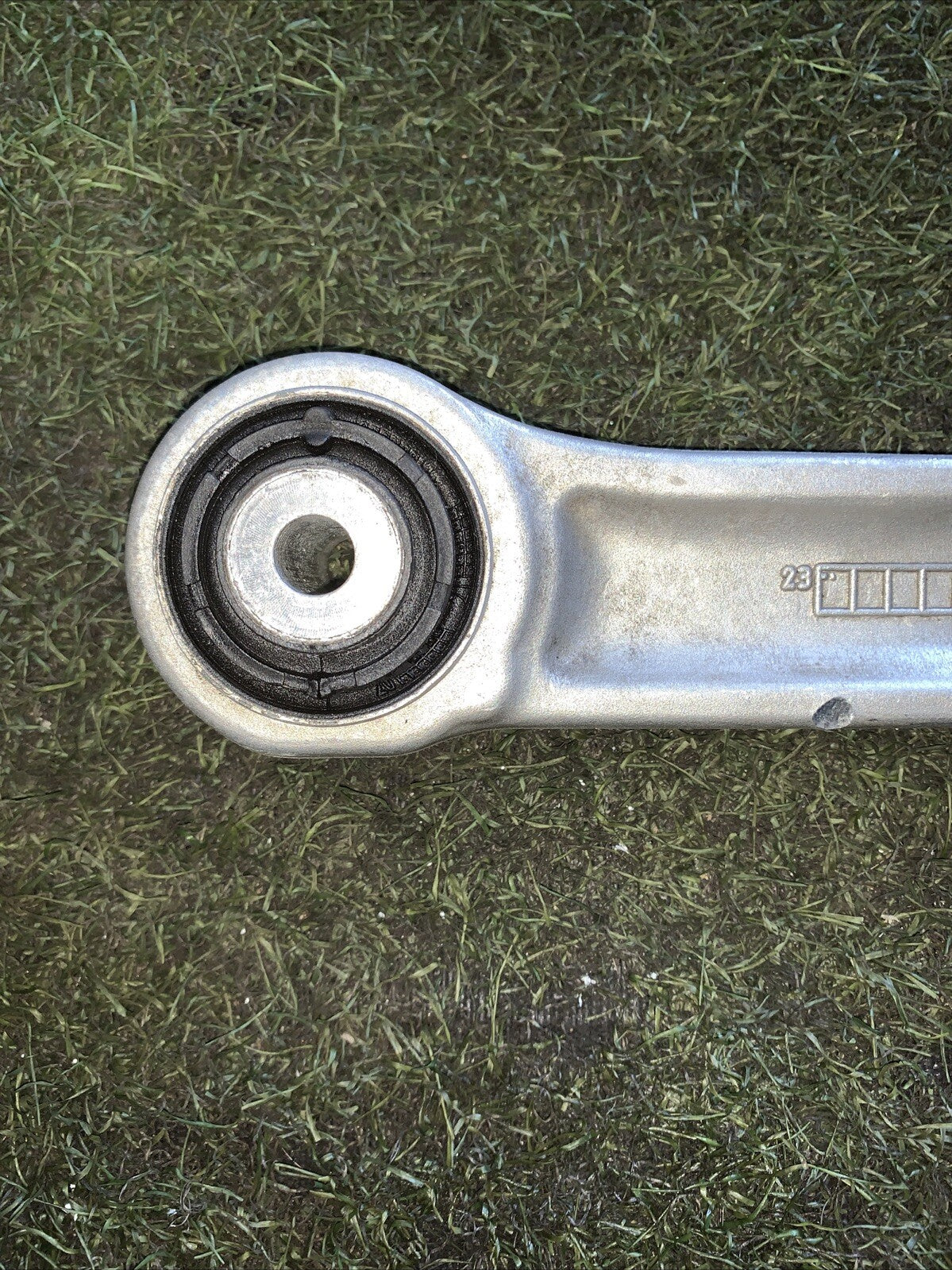 4M0407156E BRACCIO OSCILLANTE ANTERIORE INFERIORE DESTRO AUDI Q8 2020