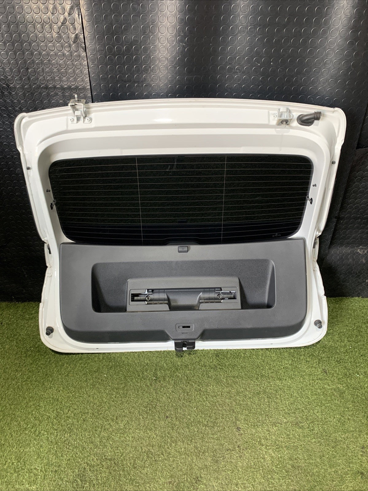 PORTELLONE BAULE BAGAGLIAIO COFANO POSTERIORE VOLKSWAGEN TAIGO 2022