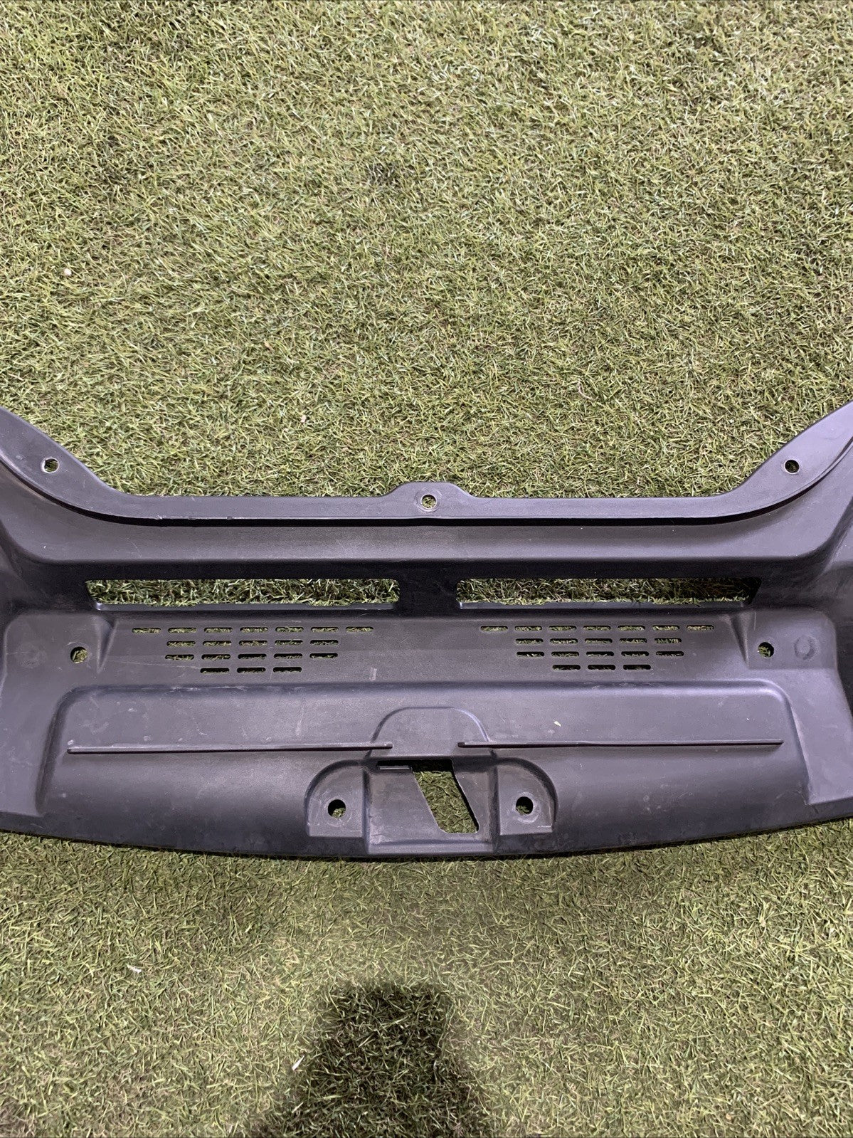 670042318 RIVESTIMENTO SUPERIORE TRAVERSA BATTICOFANO MASERATI LEVANTE