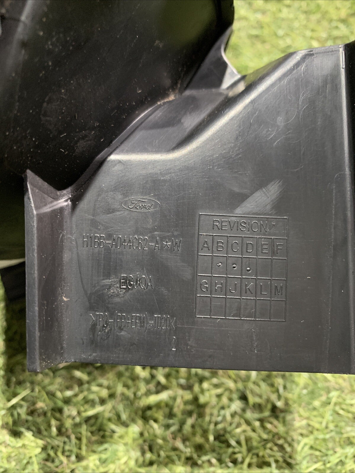 Vano Porta Oggetti Centrale Ford Fiesta 2019 H1BB-A044C82-A