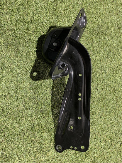 Braccio Oscillante Posteriore Sinistro Volkswagen Golf 8R 1K0501475