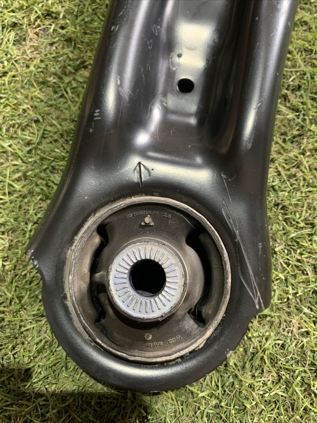 BRACCIO OSCILLANTE ANTERIORE DESTRO DX VOLKSWAGEN TIGUAN 3Q0407152E (20) 1.6