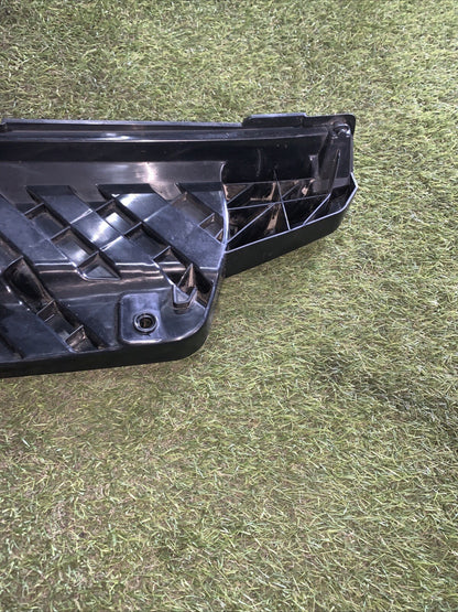 Piastra fissaggio staffa centrale paraurti posteriore AUDI Q7 4M0807329 2016