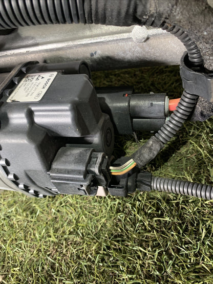 Scatola Guida Elettrica Alfa Romeo Stelvio 00505474520 (2)