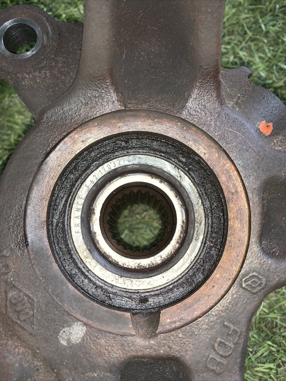 FUSELLO MOZZO MONTANTE ANTERIORE DESTRO DACIA SANDERO 2 (2012 >) 1.0 Sce 75 73CV