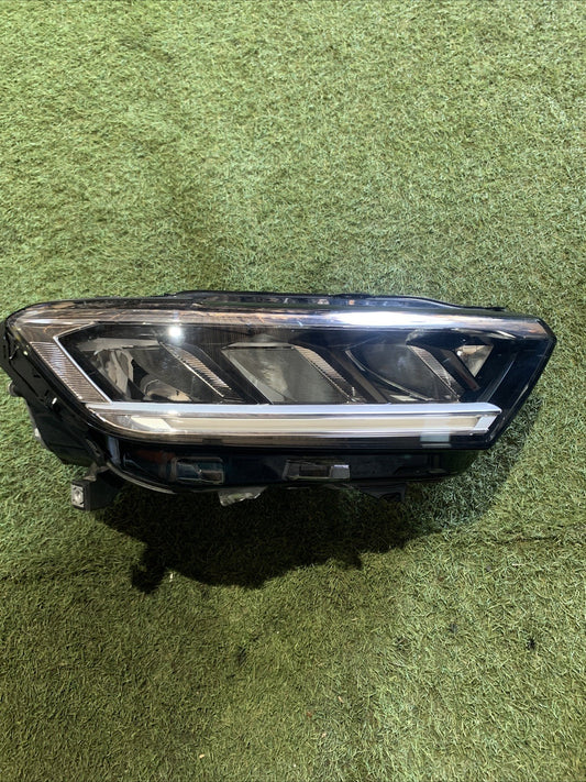 Faro Fanale Headlight Anteriore Destro Volkswagen T-Roc 2024 2GA941006F