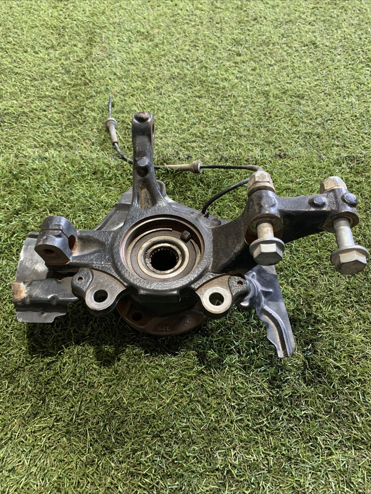 Mozzo Montante Fusello Anteriore Sinistro Fiat Fiorino 2020 1.3 MJT 52044713