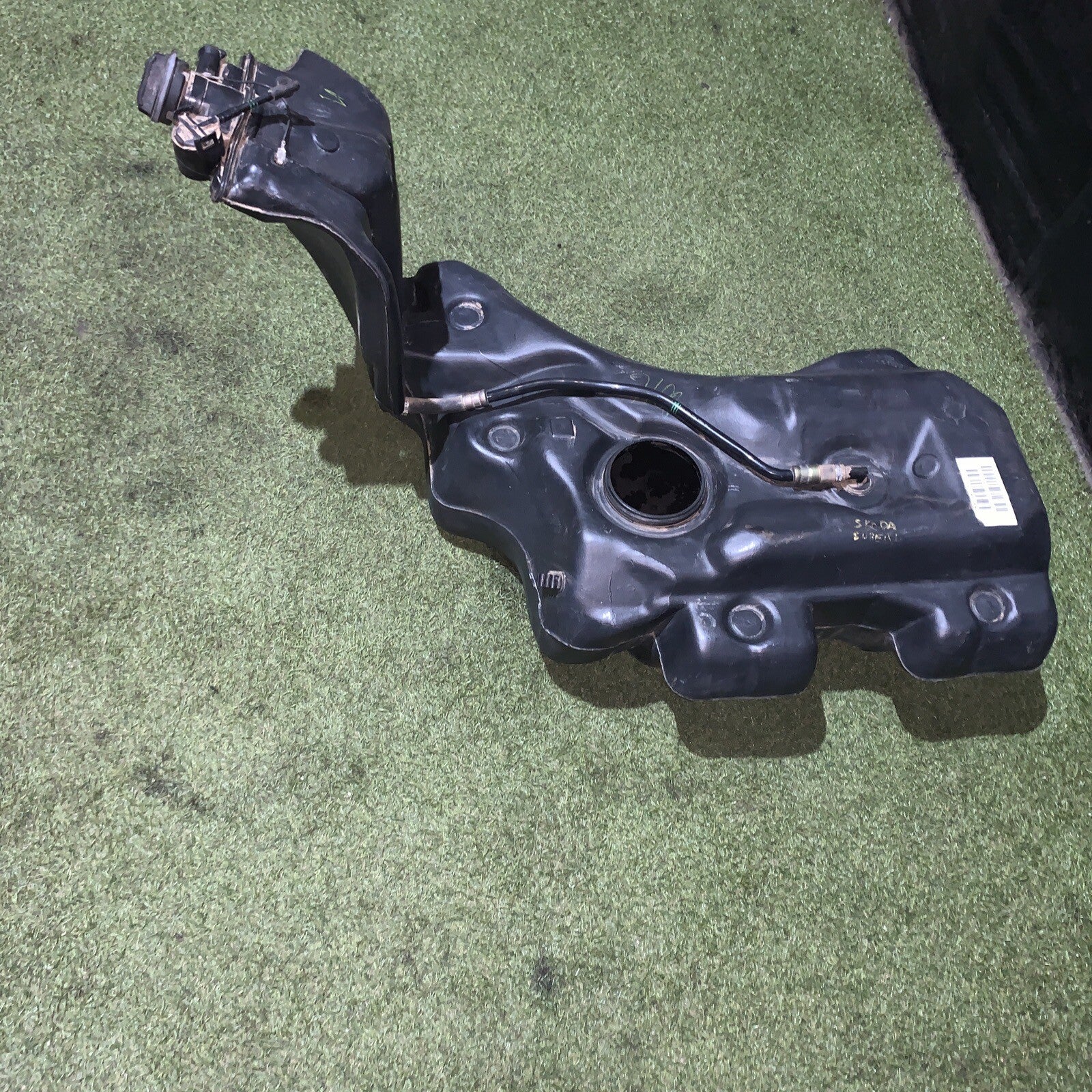 Serbatoio Carburante Skoda Superb 3B0201085 3B0201075