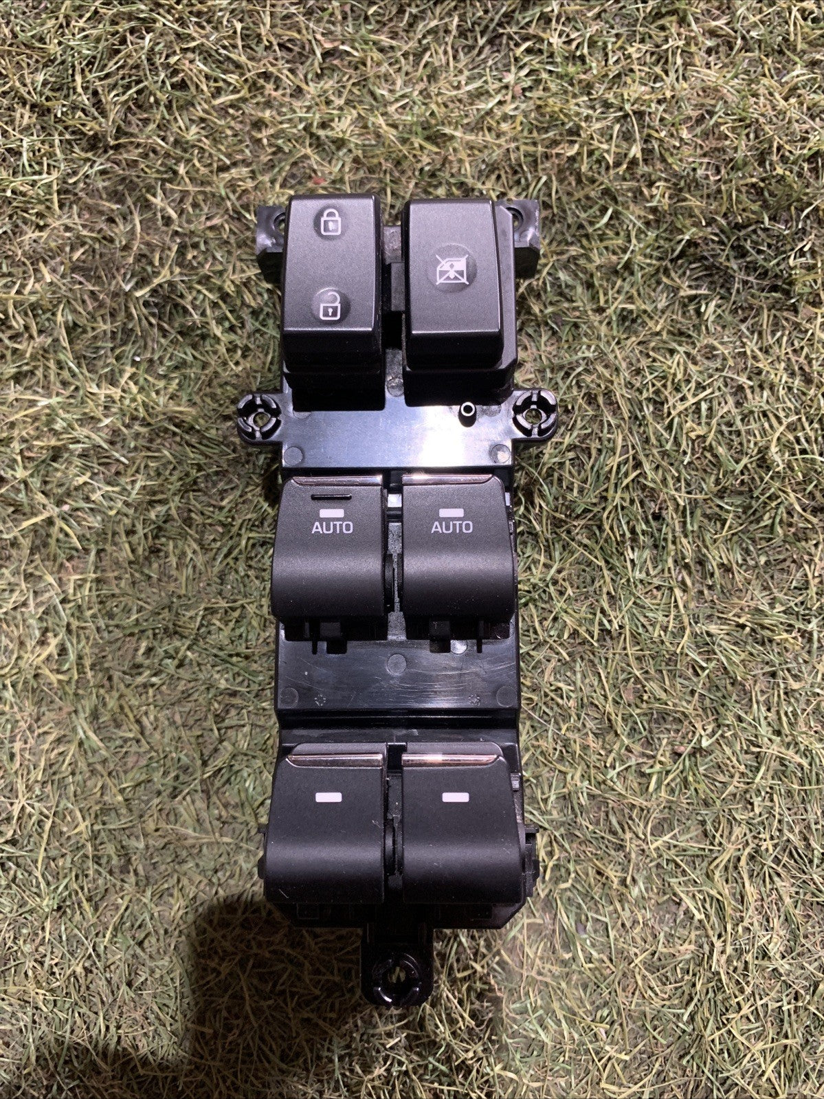 Pulsantiera Anteriore Sinistra Hyundai Tucson 2019 93570D3500