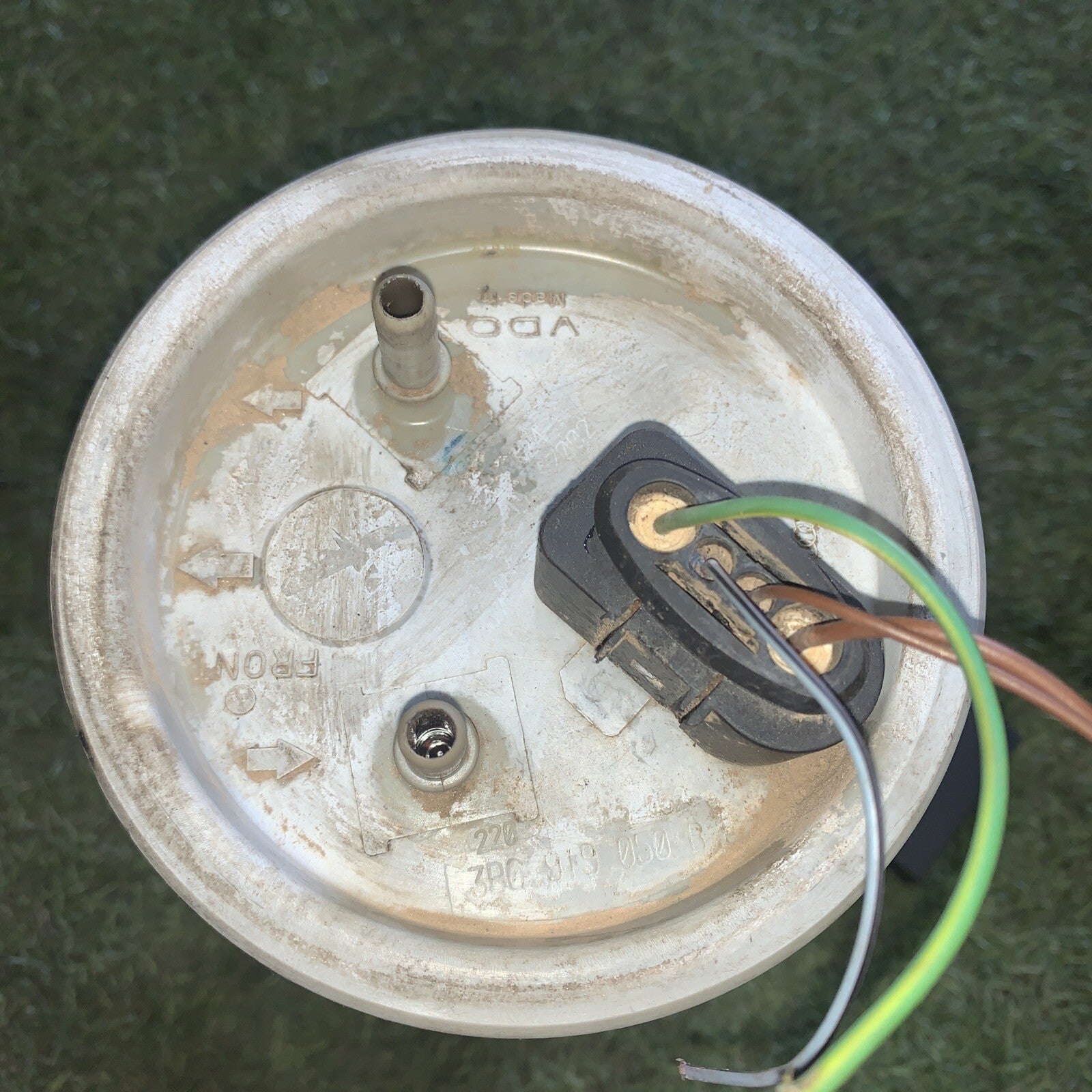 POMPA CARBURANTE VOLKSWAGEN PASSAT 1.9 TDi ( 2000 > 2005 ) 3B0919050B ORIGINALE