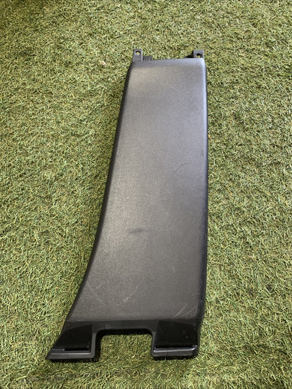RIVESTIMENTO MONTANTE INT. CENTRALE INF. DESTRO FIAT PANDA 3° SERIE- 735490416