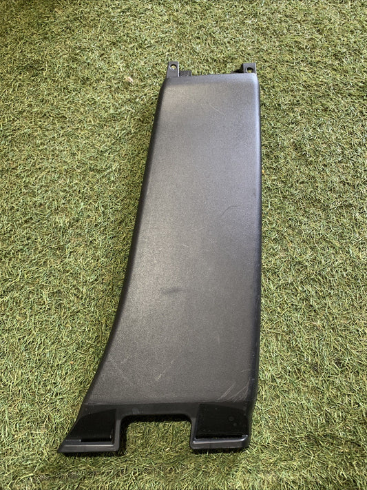RIVESTIMENTO MONTANTE INT. CENTRALE INF. DESTRO FIAT PANDA 3° SERIE- 735490416