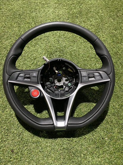 Volante Sterzo Alfaromeo Giulia 2016 01561262920