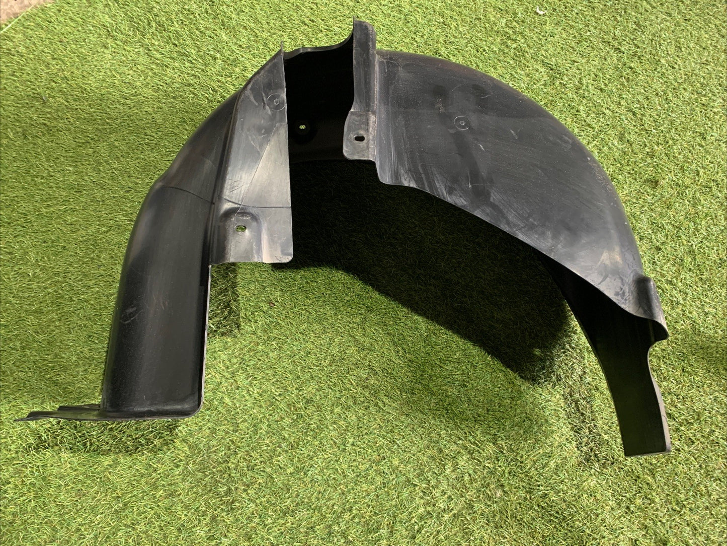 PASSARUOTA POST SINISTRA PER VOLKSWAGEN T-CROSS Serie 2GM810971E (19 )