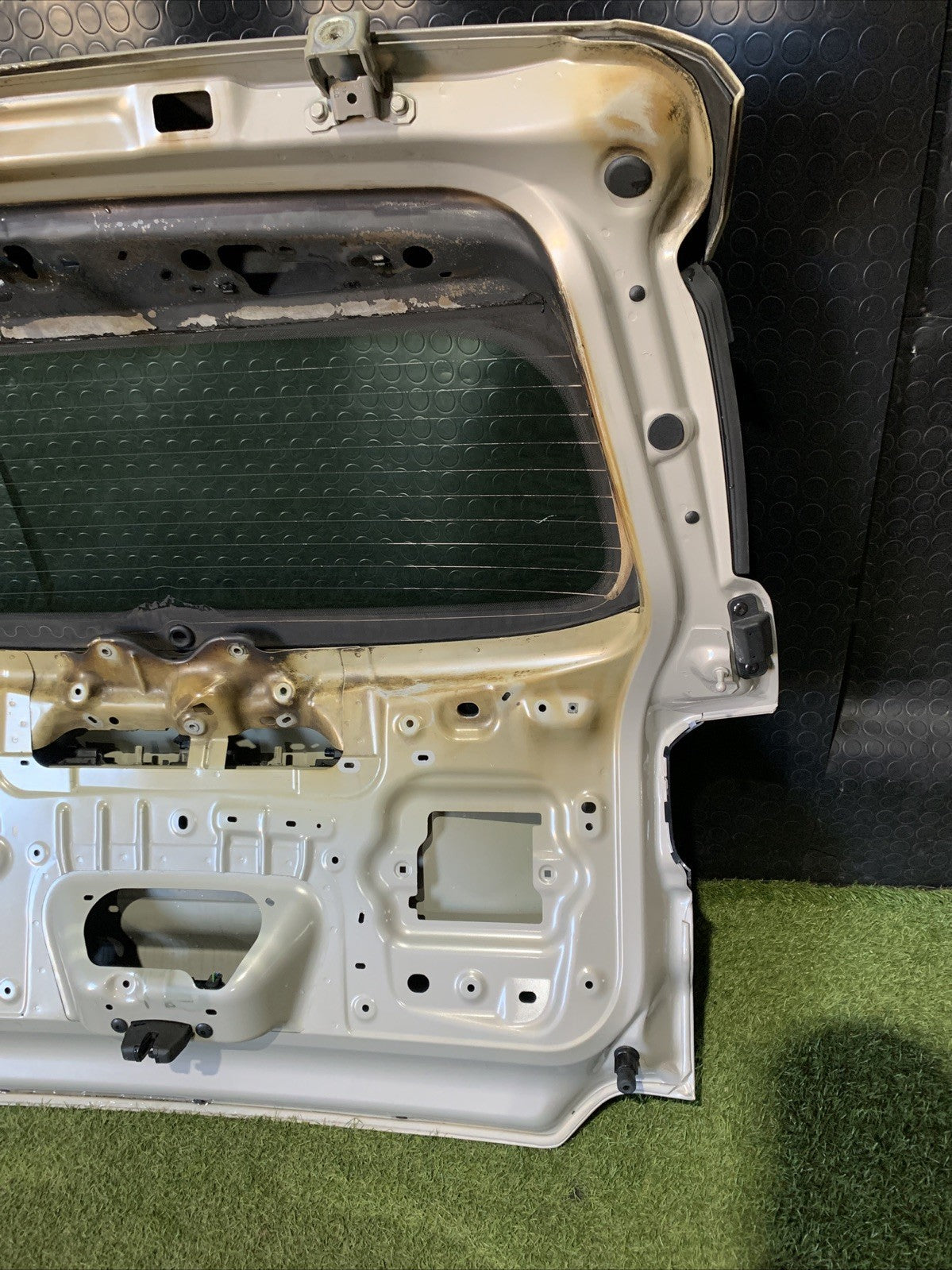 Cofano Baule Portellone Posteriore Jeep Avenger 2025 GUARDARE BENE LE FOTO