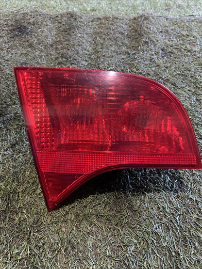 Stop Fanale Posteriore Interno Sinistro Audi A4 2005 SW 8E9945093