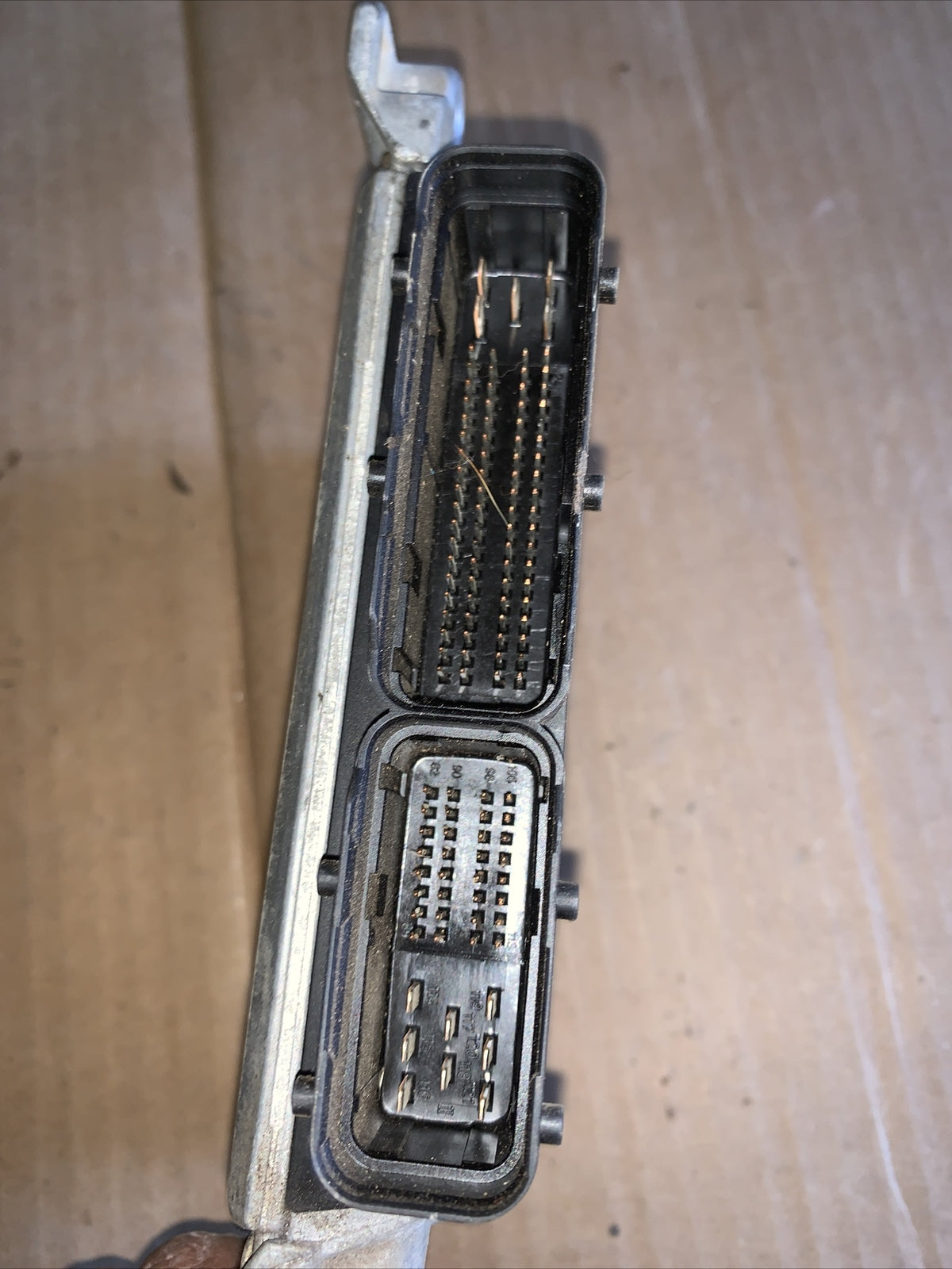 Centralina motore FIAT Punto BOSCH 0281001955 / 46789433 / 28SA4884 (D)