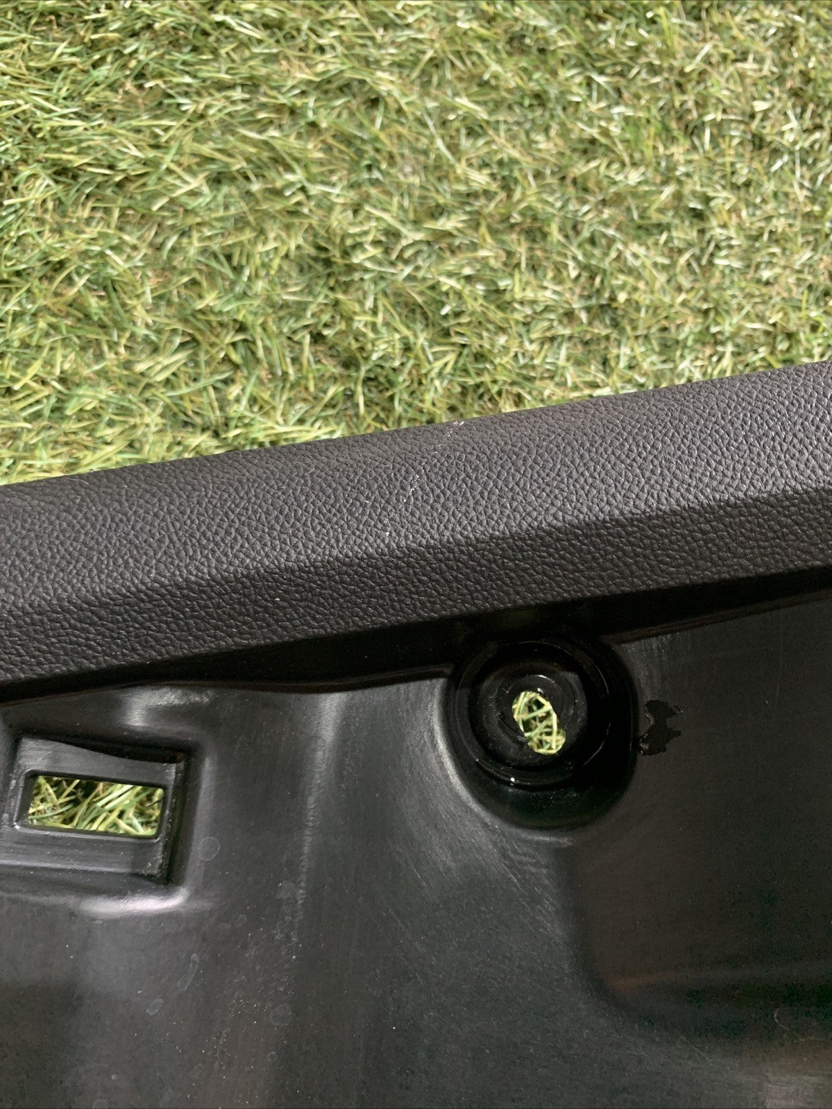SUPPORTO SCHIENALE POST SX ALFA ROMEO STELVIO COD 156135890