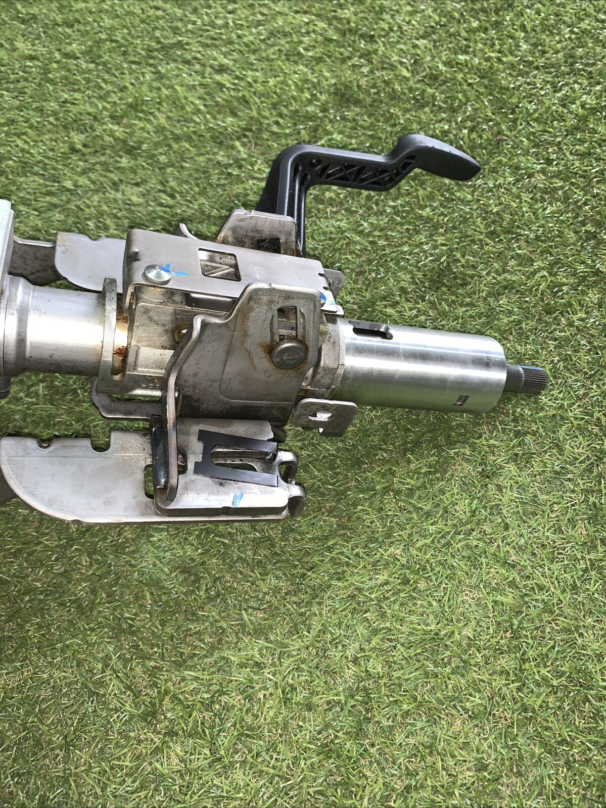 488102261R PIANTONE STERZO RENAULT Megane Serie (15) 1500 Diesel (2016)