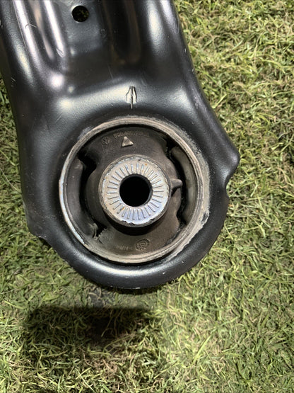 BRACCIO OSCILLANTE ANTERIORE SINISTRO VOLKSWAGEN TIGUAN 1.6 D 3Q0407151E 2016