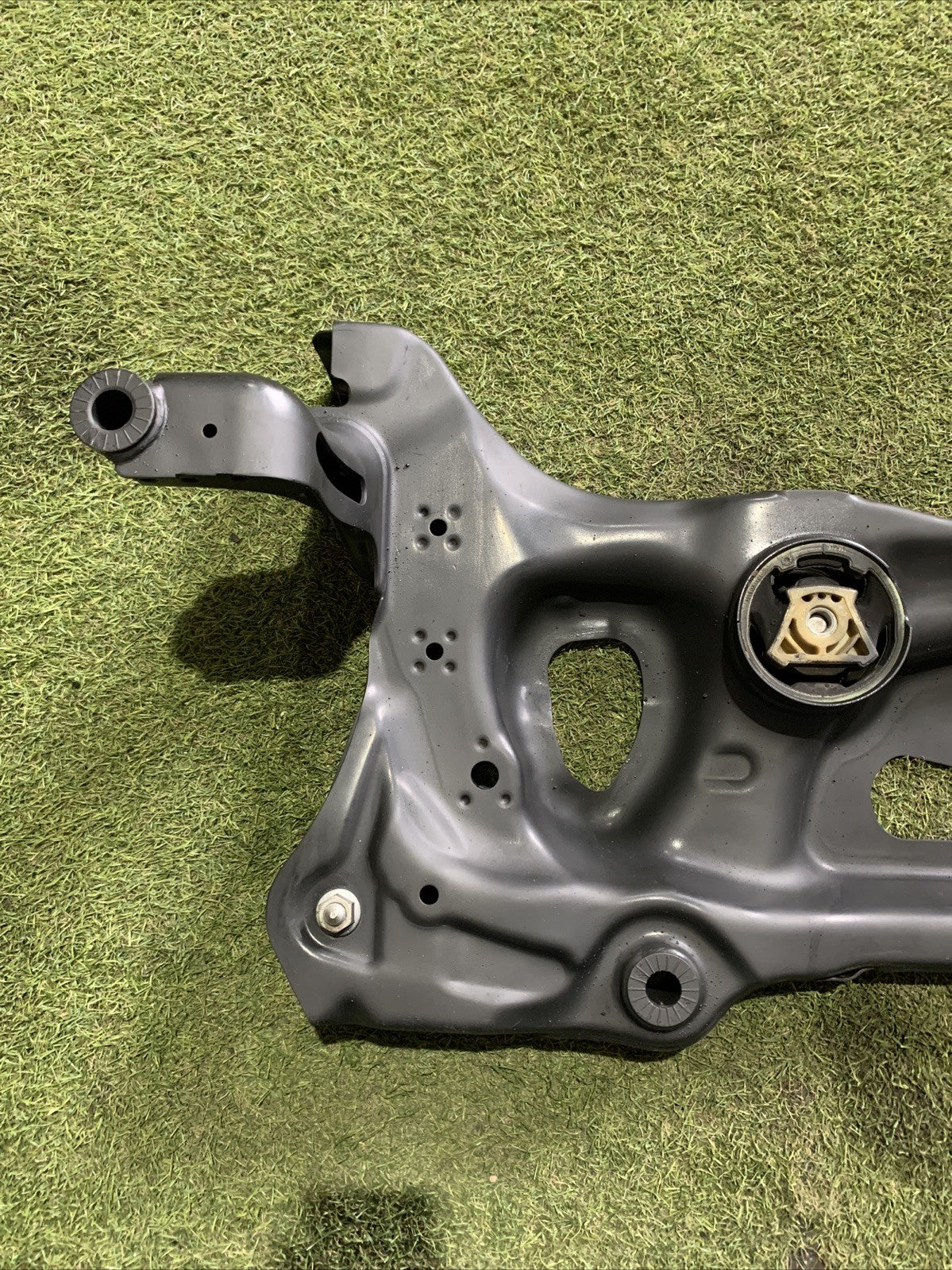 Culla Motore Volkswagen Golf 7 1.6 Diesel 5Q0199315R