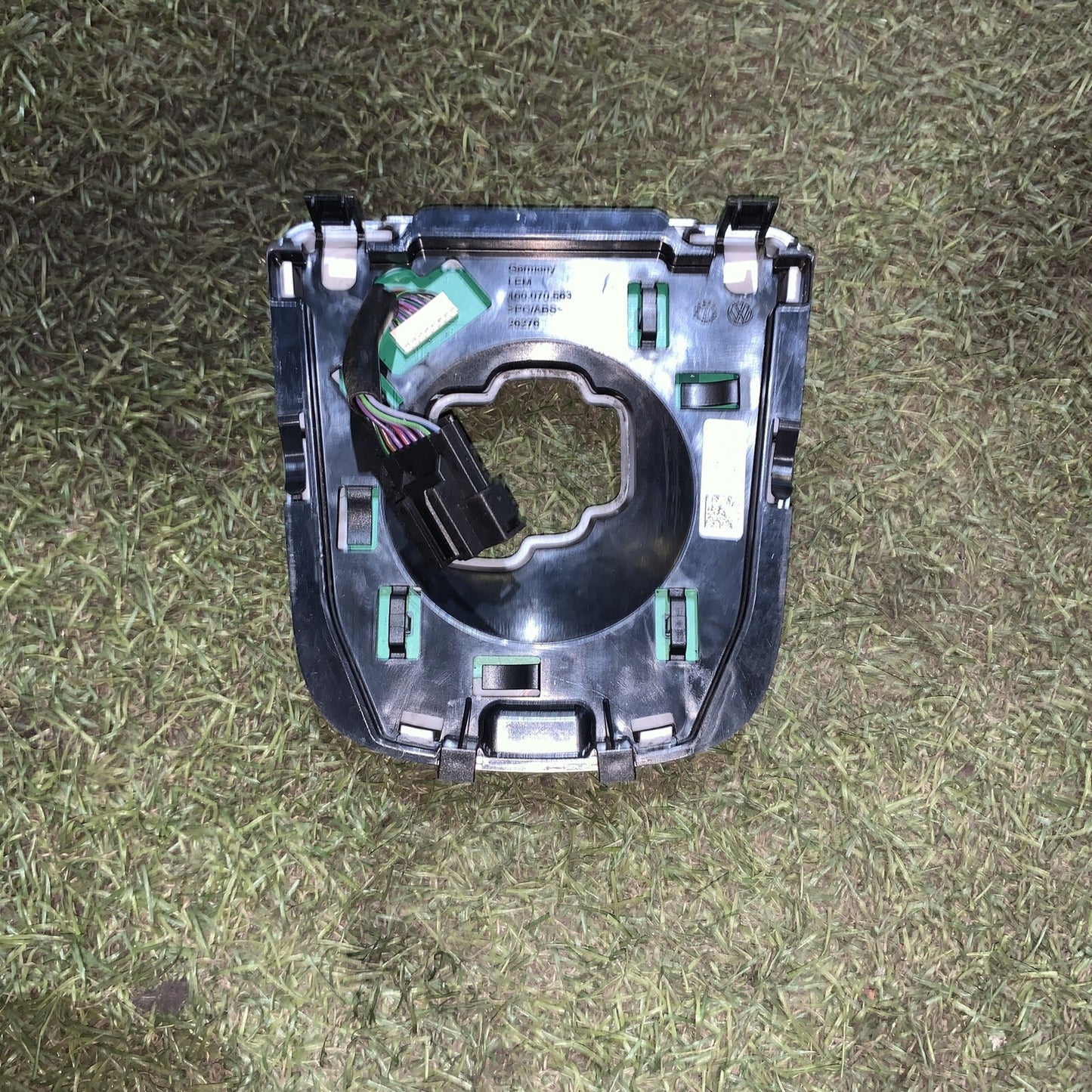 1S0713204 MASCHERINA RIVESTIMENTO TUNNEL CENTRALE VOLKSWAGEN UP 1.0 AUTOMATICO