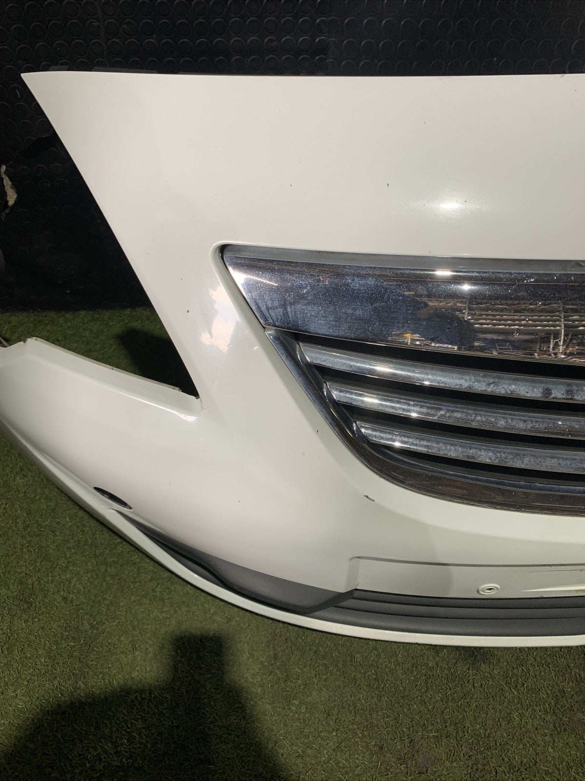 PARAURTI ANTERIORE PER OPEL Meriva 3° Serie 13475836 (10>)