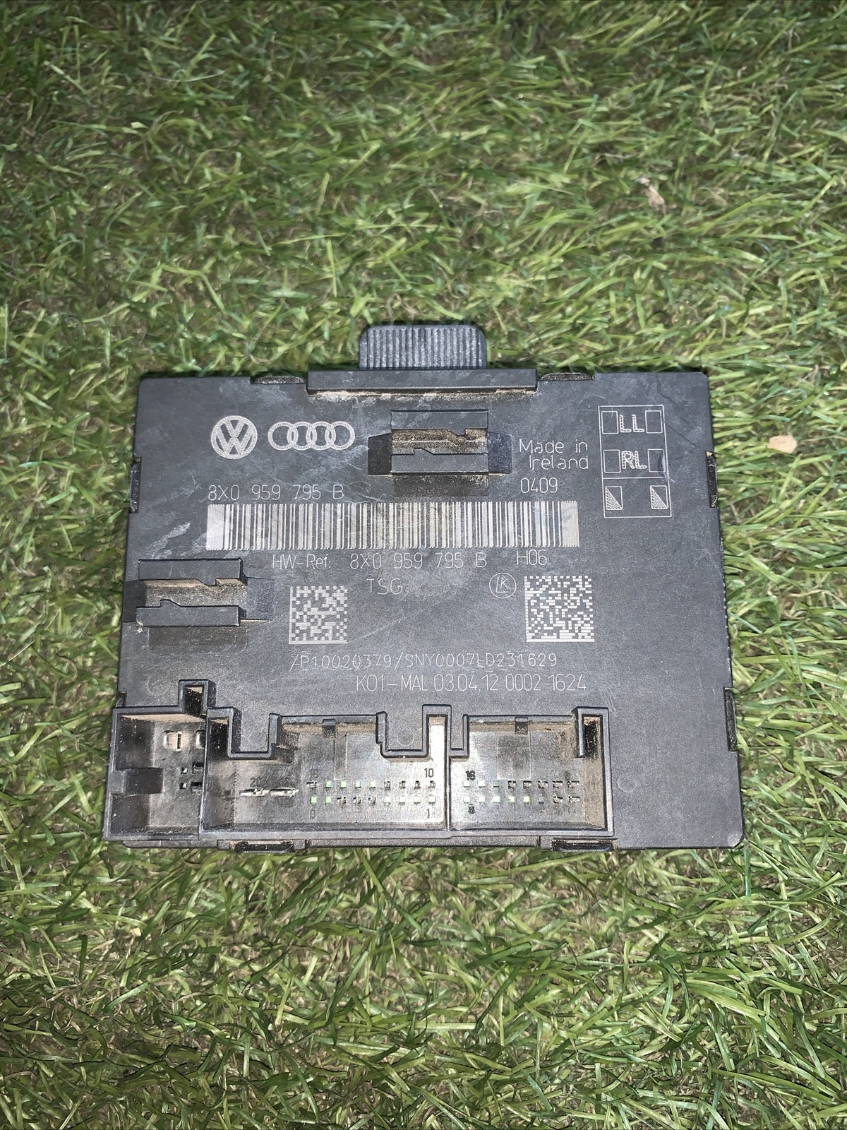 8X0959795B CENTRALINA COMFORT PORTA ANTERIORE SINISTRA AUDI Q3 2011