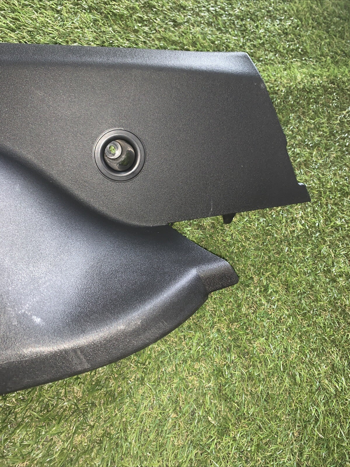 Rivestimento montante posteriore destro Fiat 500x COD:735572212 (2)