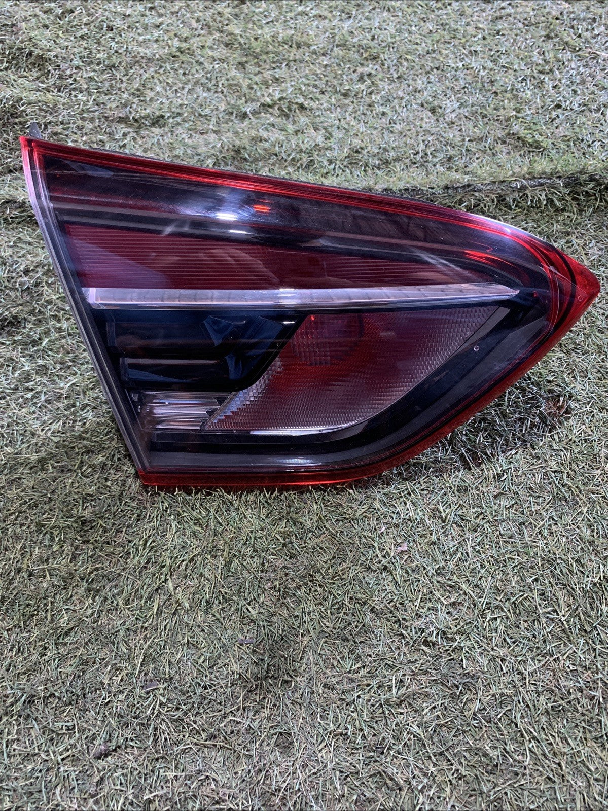 STOP POSTERIORE SINISTRO INTEGRATO NEL PORTELLO OPEL Crossland (X) 2019 39137523