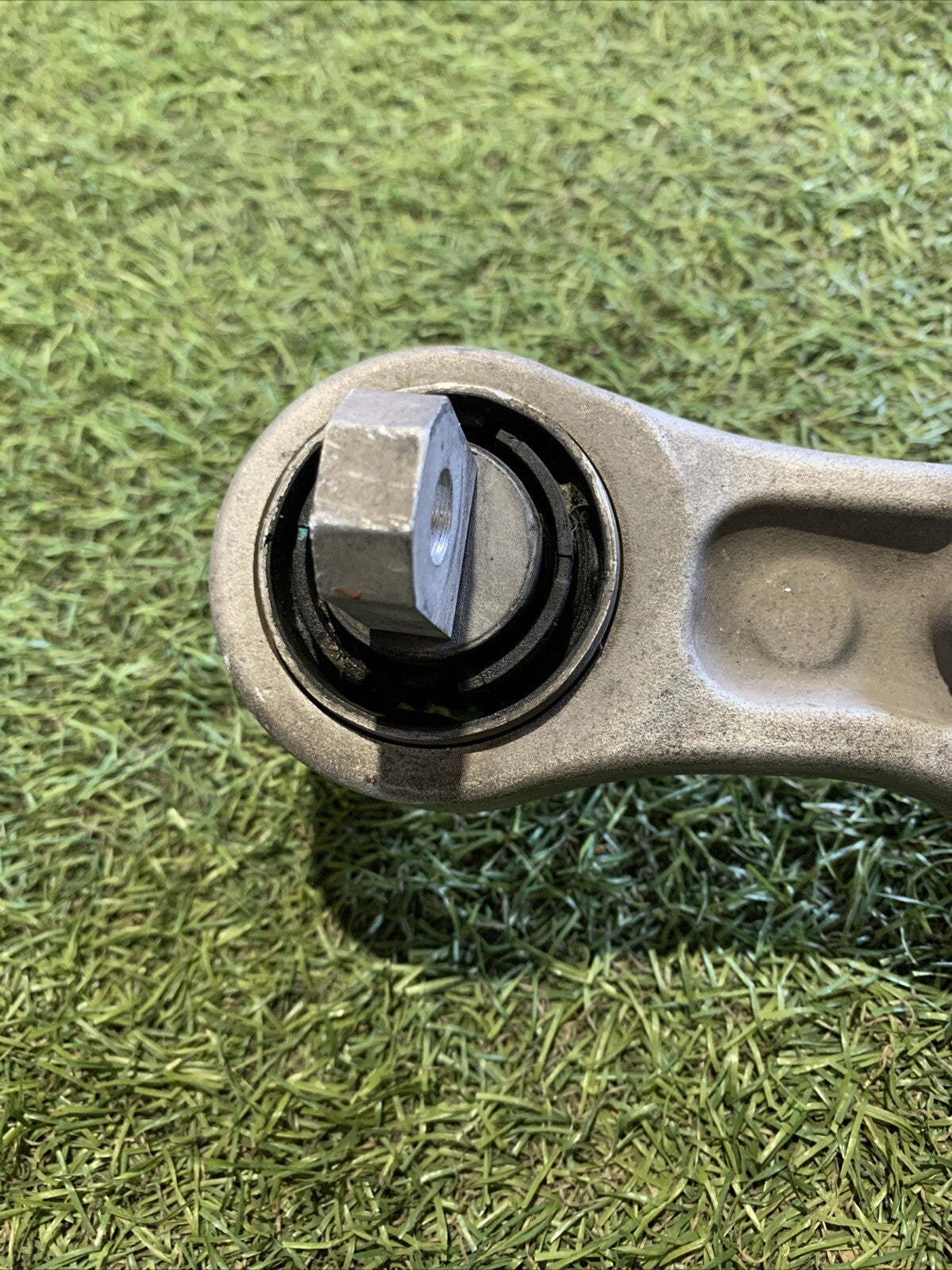 K2061-01 BRACCIO OSCILLANTE SOSPENSIONE ANTERIORE SINISTRO INFERIORE ALFA ROMEO