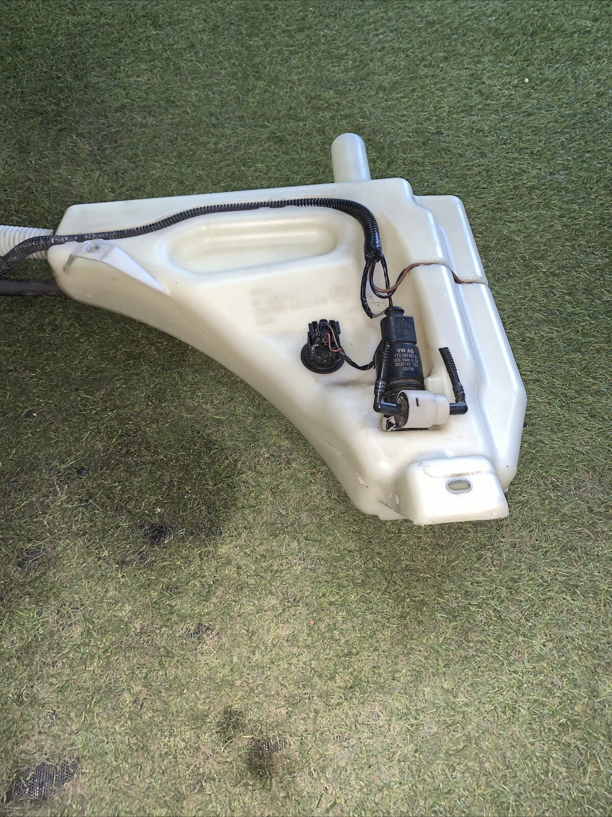 Vaschetta Acqua Tergicristalli Audi Q7 2006 3.0 Diesel 4L0955453A