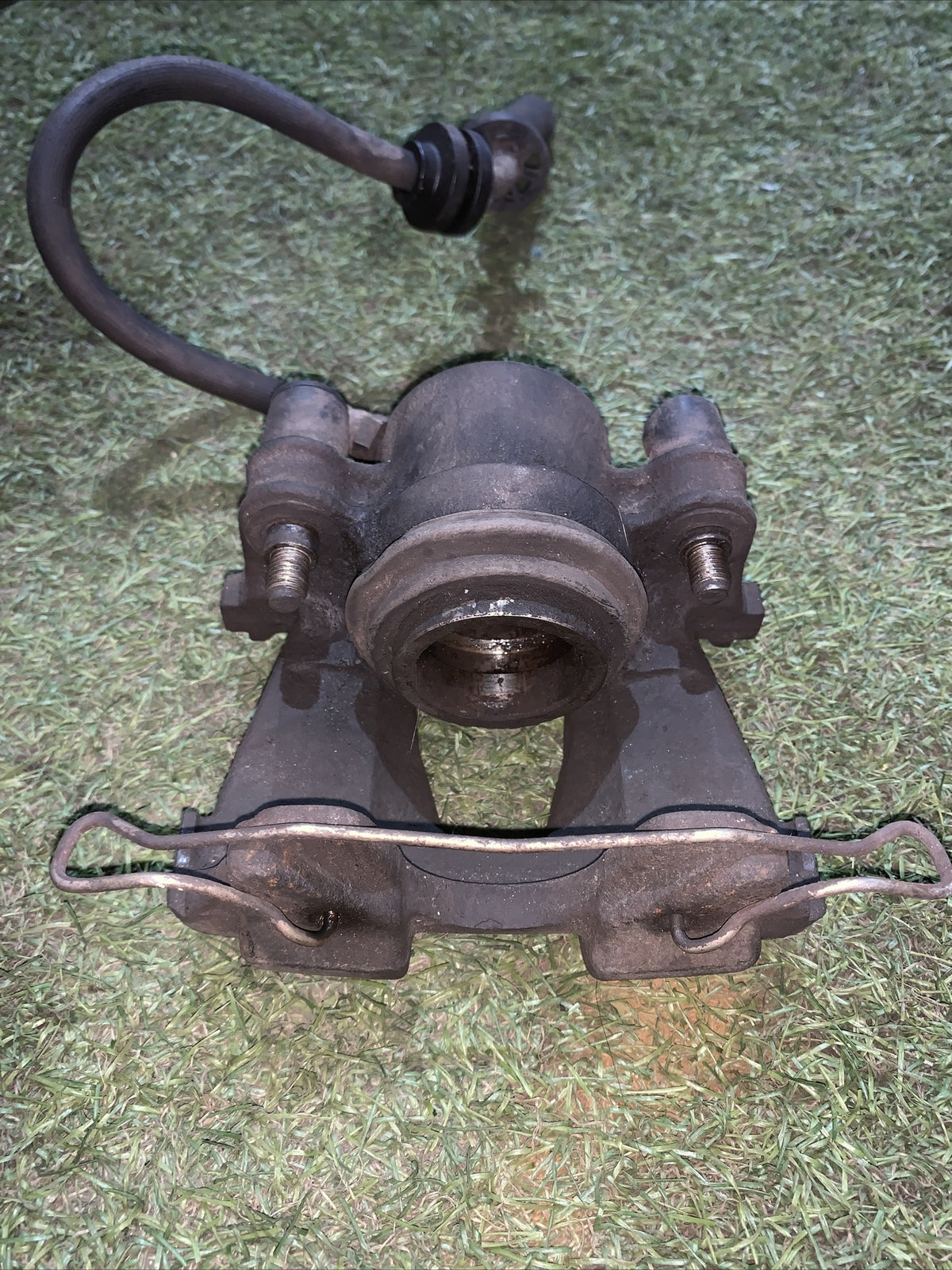 Pinza anteriore sx fiat punto 1 serie 1.7