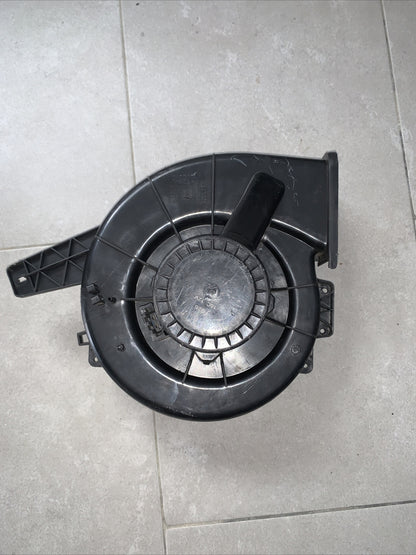 VENTOLA ABITACOLO RISCALDAMENTO STUFA VOLKSWAGEN POLO 6R ANNO 2011 (6Q1819015J)