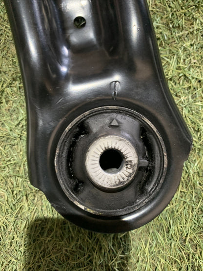 BRACCIO OSCILLANTE ANTERIORE SINISTRO VOLKSWAGEN TIGUAN 2023 1.5 BENZ 3Q0407151P