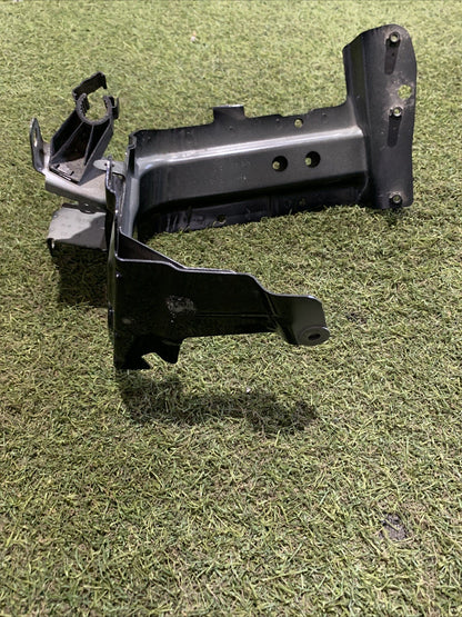 Staffa Parafango Anteriore Sinistro Audi Q7 2016 4M0821131C