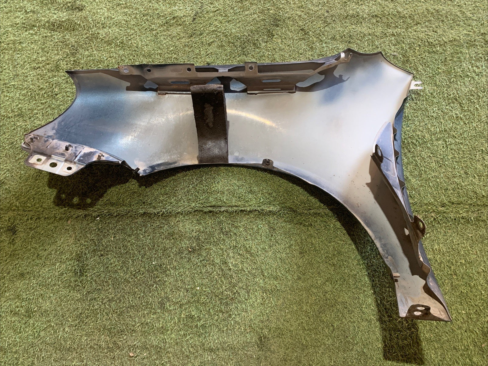 Parafango Anteriore Destro Volkswagen Golf 5 2005