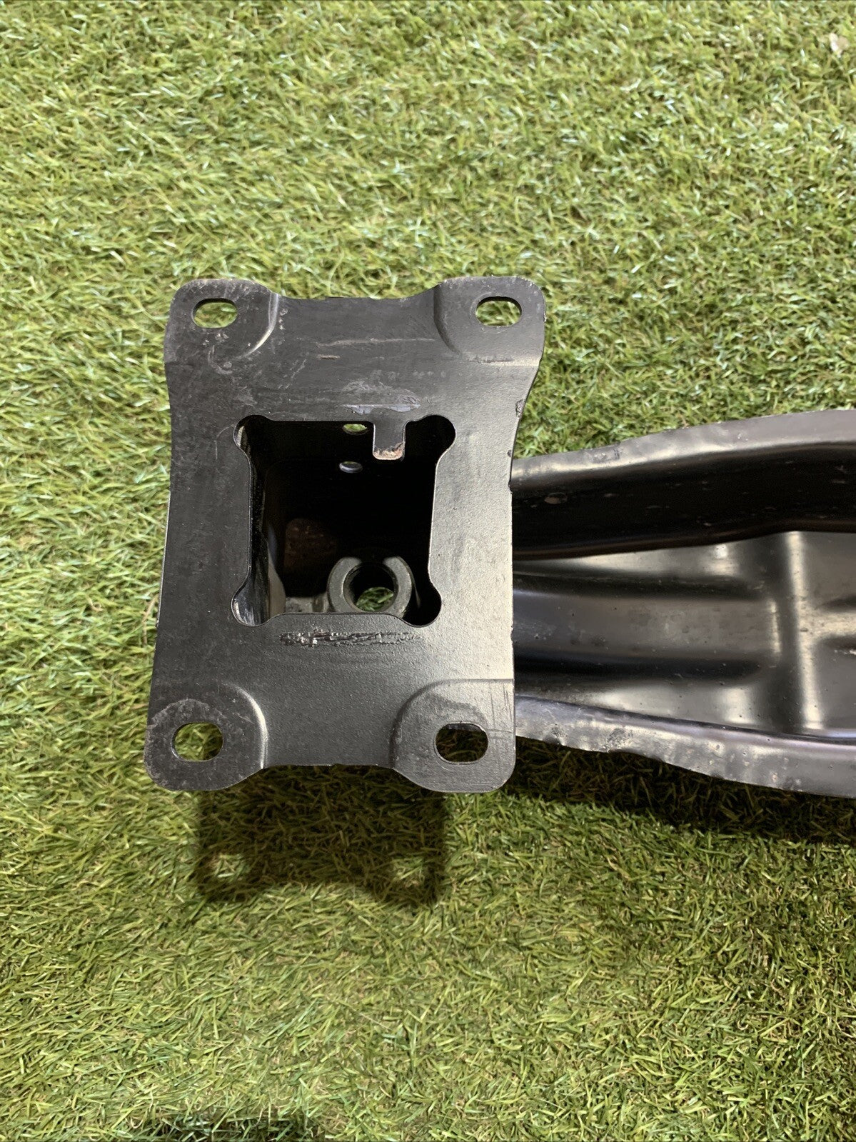 5G0807305E BARRA RINFORZO TRAVERSA PARAURTI POSTERIORE VOLKSWAGEN GOLF VII 7 (2)