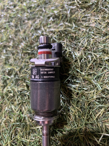 Iniettore Benzina Volkswagen Tiguan 2020 1.5 Benzina 05E906036F