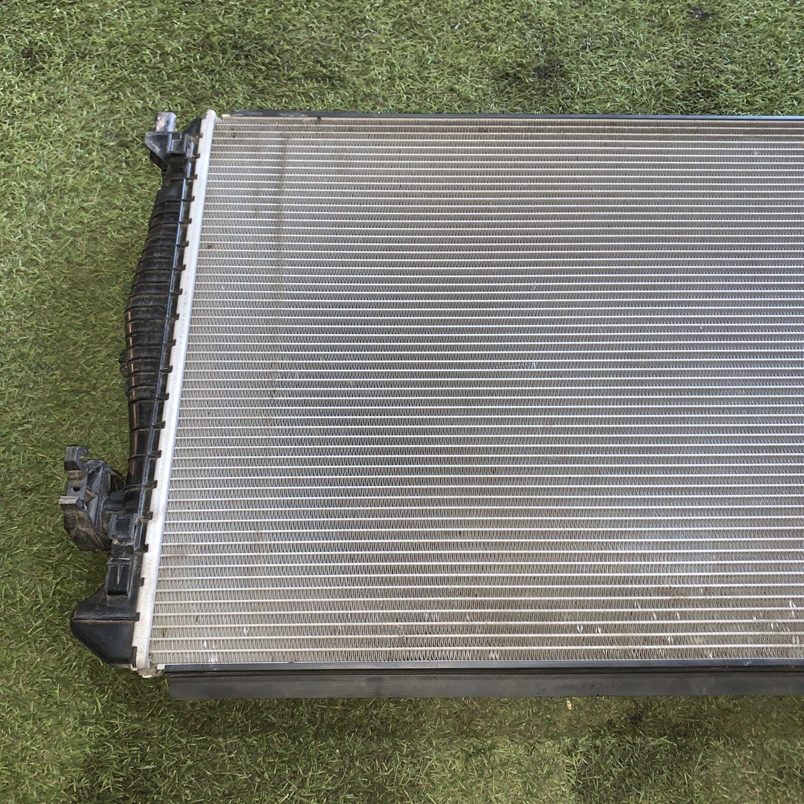 Radiatore Acqua Volkswagen T-Cross 1.0 Benzina 2Q0121253K