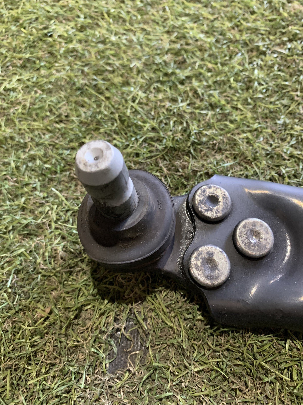 BRACCIO OSCILLANTE ANTERIORE SINISTRO PER OPEL Karl Serie 95368367 (18>>)