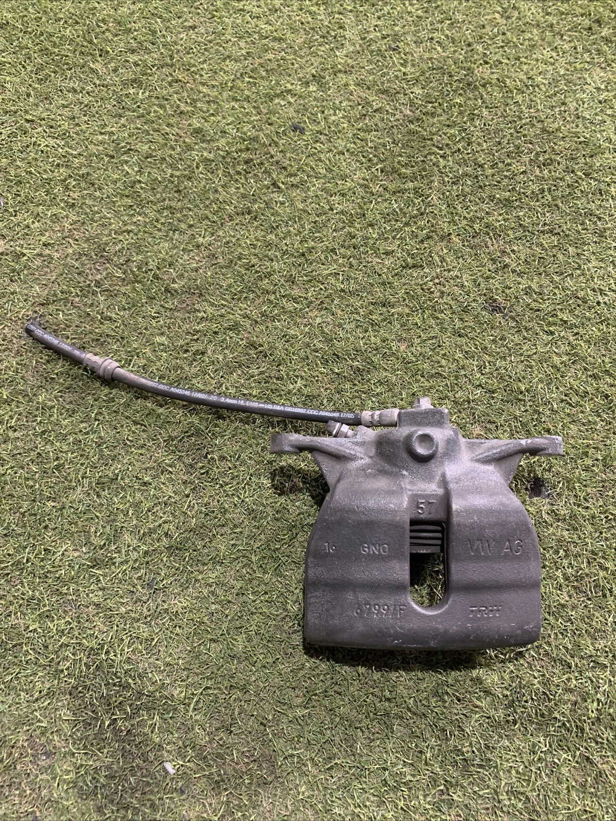 PINZA FRENO ANTERIORE DESTRA DX VOLKSWAGEN TIGUAN 2018 8V0615124D 1.6