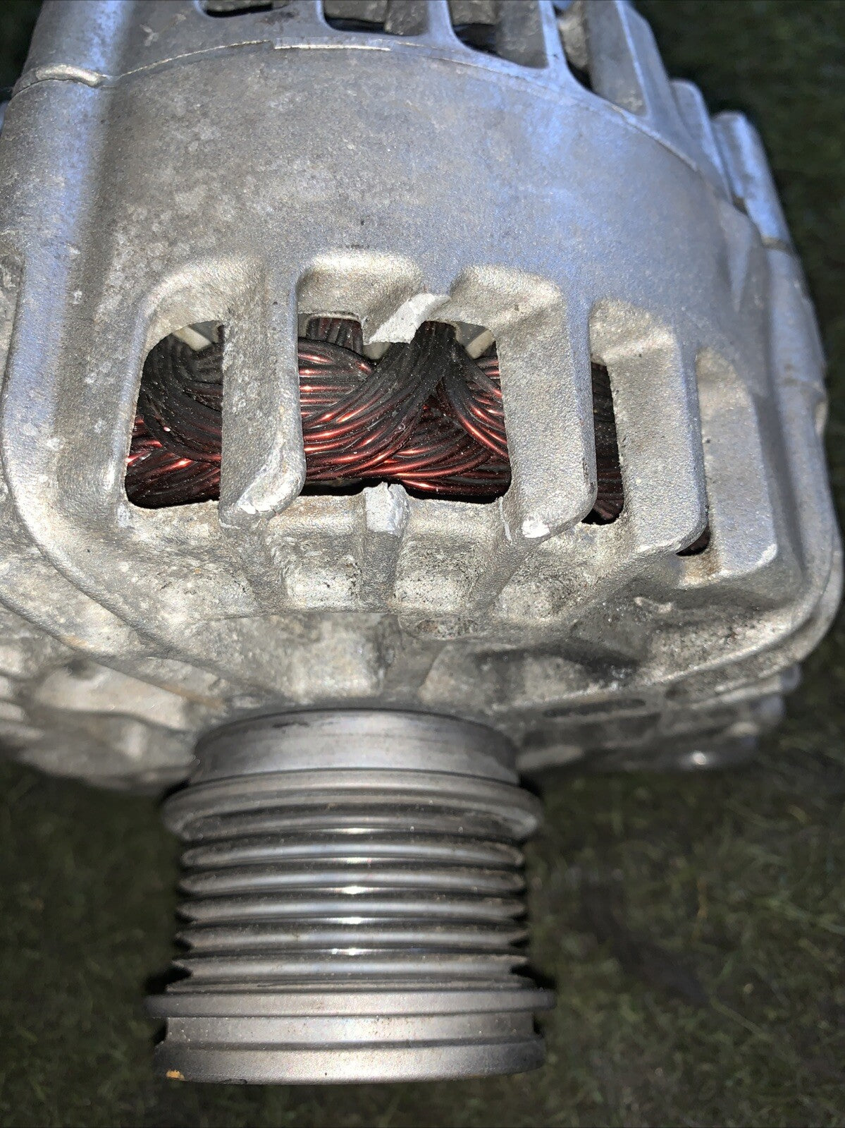 ALTERNATORE VOLKSWAGEN T-Roc Serie 04L903021D 2.0 150CV diesel (2)