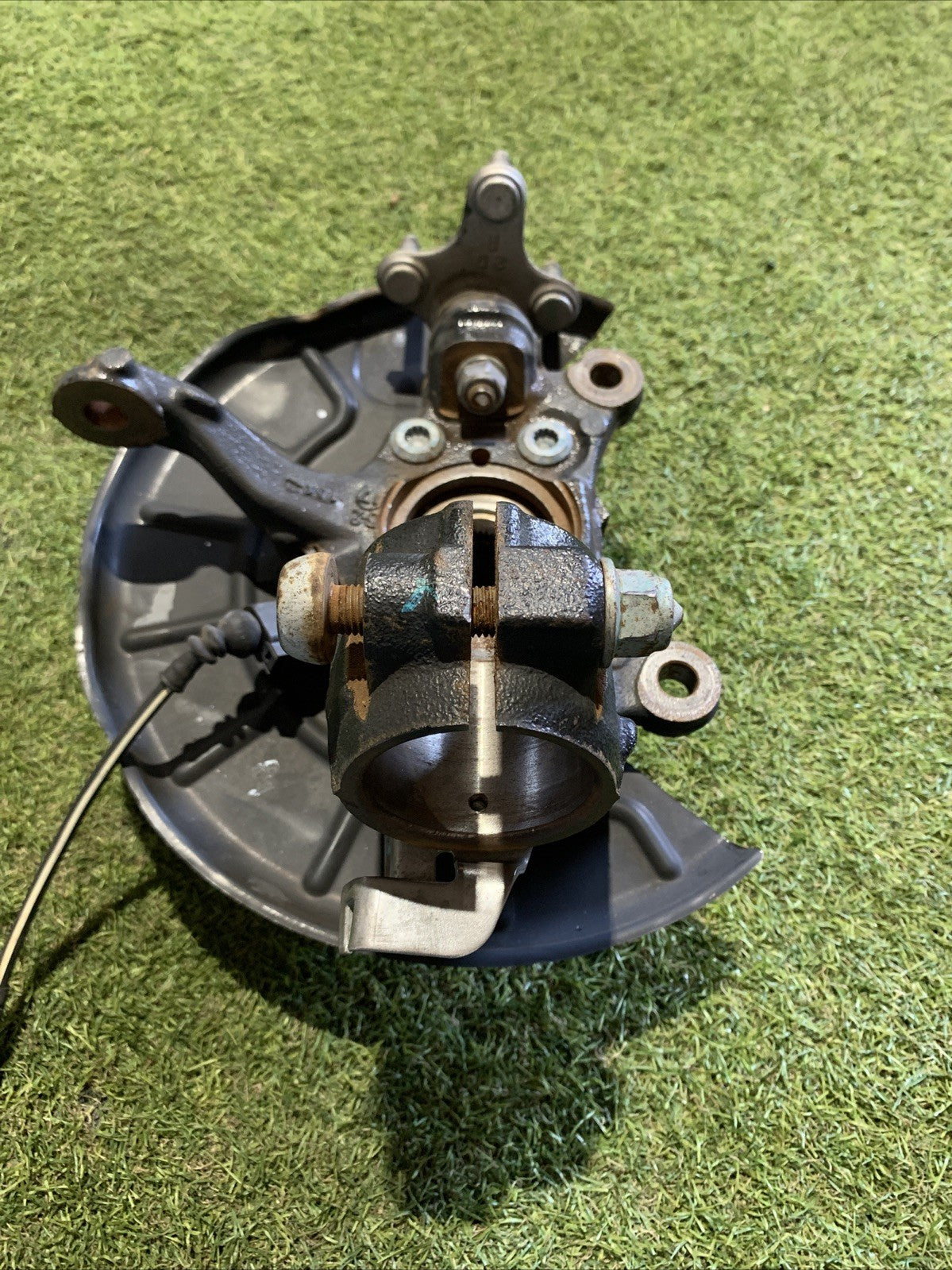 Mozzo Montante Fusello Anteriore Destro Audi Q3 8UB 2014-2018 2.0 Diesel