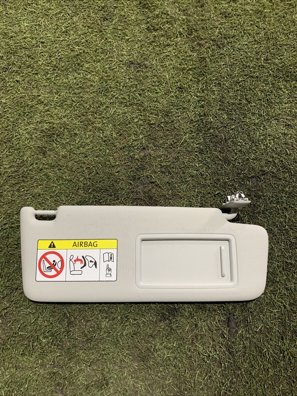 Aletta Parasole Destra Seat Arona 2024 5G0857552DC