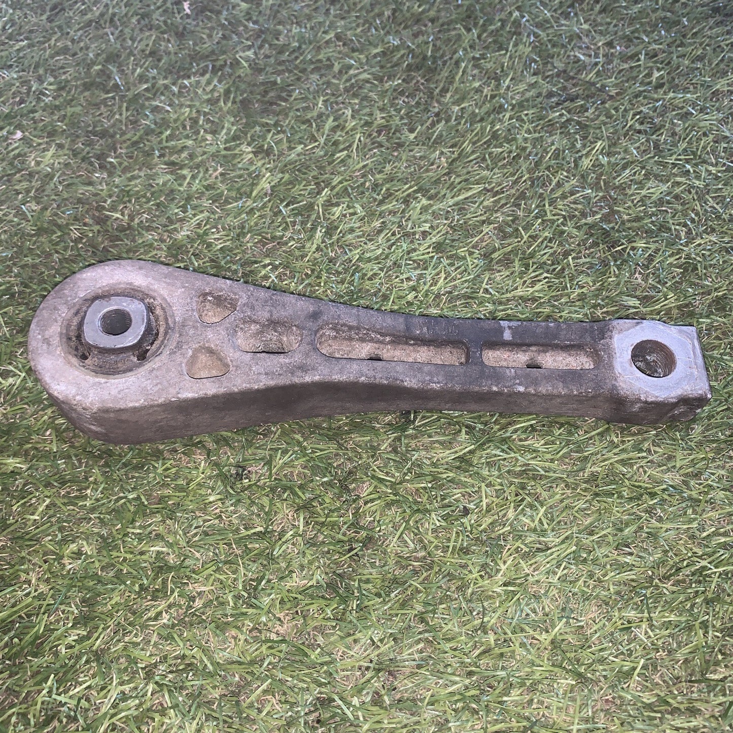 SUPPORTO MOTORE VW Golf 6  2.0 TDI 1K0199855